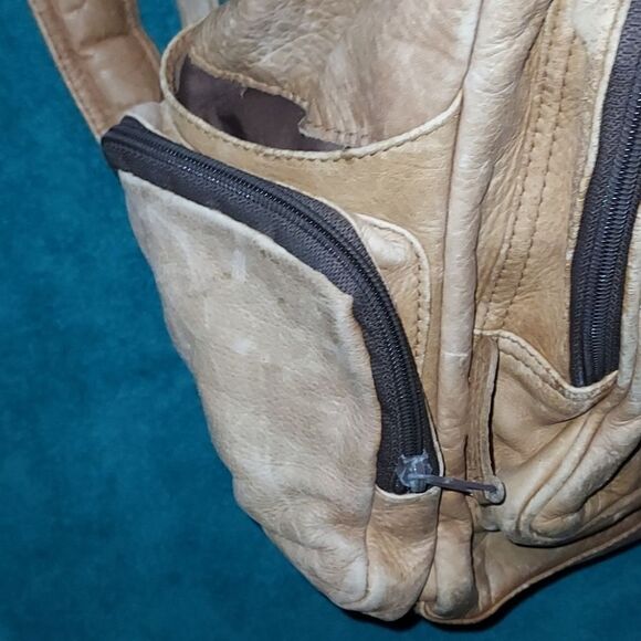 Vintage Leather Backpack Made in Columbia main image 5